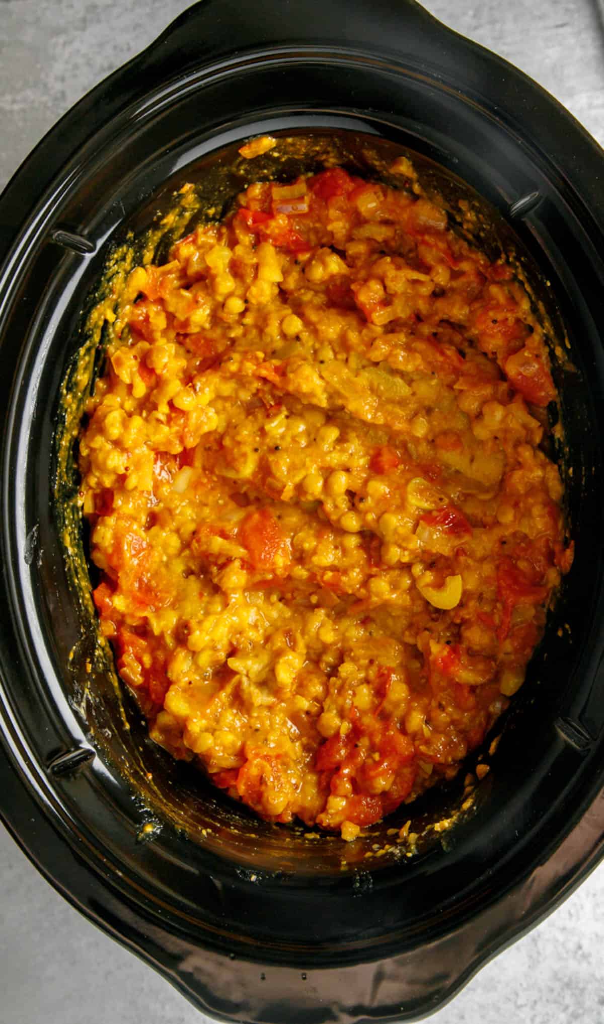 Slow cooker chana dal in a crockpot.